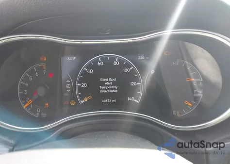 2019 Jeep Grand Cherokee Laredo E 4X4 z USA, uszkodzony, nr VIN 1C4RJFAG3KC849107